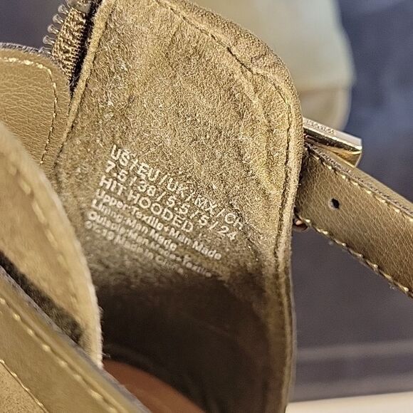 KENNETH COLE REACTION HIT HOODED WOMEN"S ANKLE  BUCKLE STRAP CLOSURE BOOTS - Picture 12 of 16